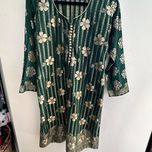 Homemade Indian Dress Size and brand unknown - Picture 2 of 7